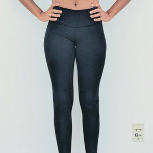 Wunder Under Low-Rise Full Length Tights Sz. 2